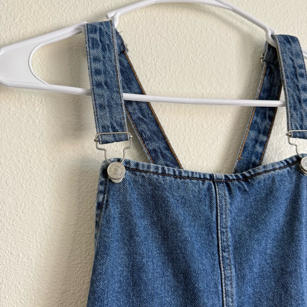 Denim Dress w/ Pockets (Box D) - Picture 6 of 7